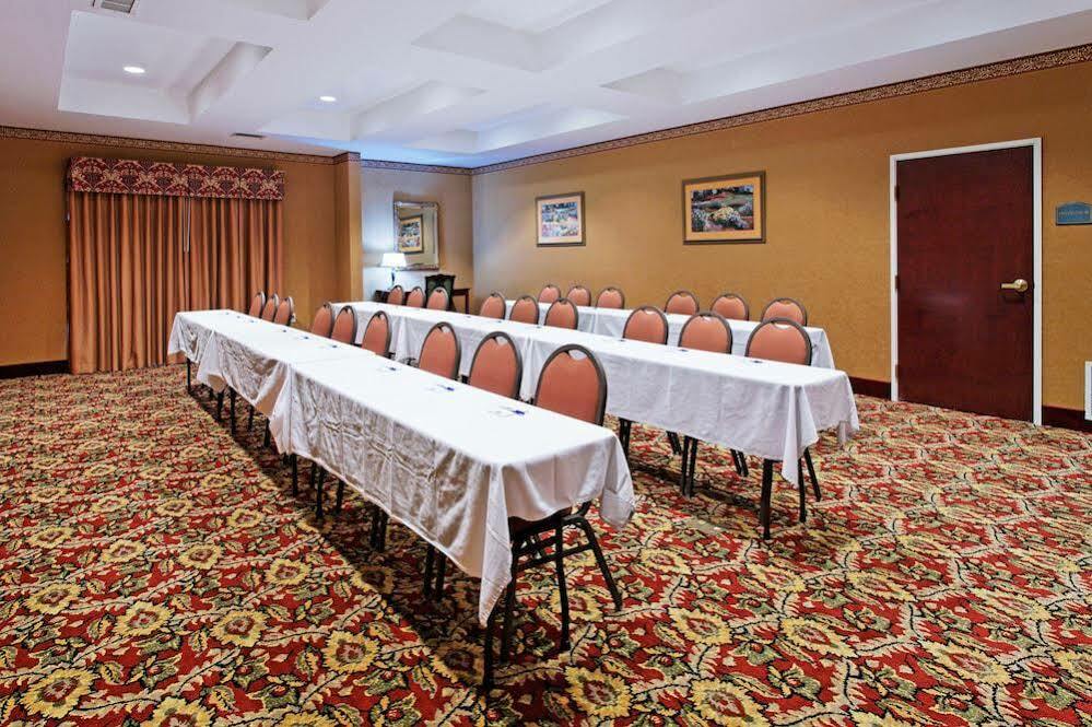 Holiday Inn Express & Suites Tupelo By Ihg Ανέσεις φωτογραφία